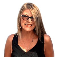 Michelle Russell - Loan Officer NMLS# 242014 in San Diego, CA
