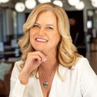 Michelle McConville - Loan Officer | NMLS# 236243 in San Dimas, CA