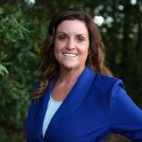 Jessica Ochoa - Loan Officer | NMLS# 525089 in Richmond Hill, GA