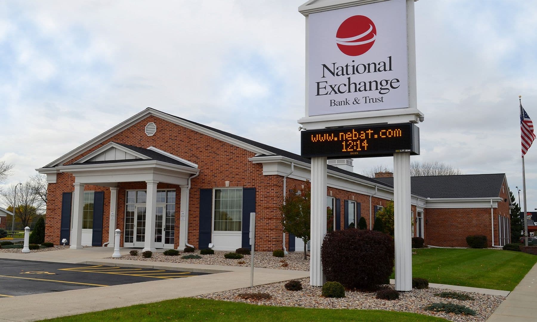 National Exchange Bank & Trust - Fond du Lac - West Johnson St. - Gallery Photo