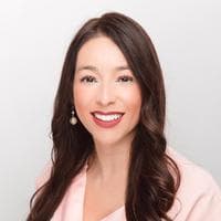Lizbeth Williamson - Branch Manager | NMLS ID # 633226 in Visalia, CA