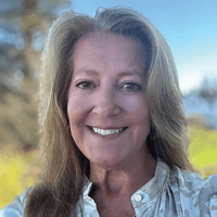 Brenda Leech - Mortgage Loan Originator | NMLS ID # 329499 in Puyallup, WA