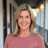 Guild Mortgage - Patience Bates Profile Picture