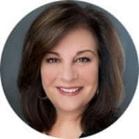 Guild Mortgage - Linda Read - Senior Loan Officer | NMLS# 317357 in Phoenix, OR