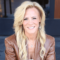 Guild Mortgage - Vickie Newman - Branch Manager | NMLS# 493951 in Greenwood Village, CO