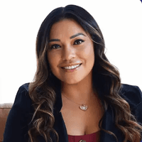 Guild Mortgage - Roselia Rincon - Loan Officer | NMLS# 586918 in South Ogden, UT