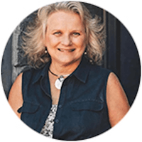 Guild Mortgage - Shellie Isakson Smith - Senior Loan Officer | NMLS# 440325 in Pensacola, FL