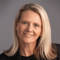 Angela Hop - Senior Mortgage Loan Originator in Edina, MN