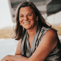 Elysia Stobbe - Retail Branch Manager | NMLS ID# 146751 in Jacksonville, FL