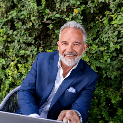Johnny Hinchey - Gallery Photo