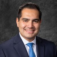 Stephan Reyes - Senior Account Manager | NMLS# 825459 in Irvine, CA