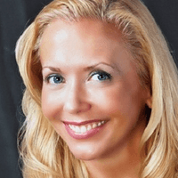 Jennifer Bennett - Loan Consultant | NMLS# 505329 in Silverdale, WA