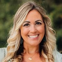 Jessica Dowd Theisen - VP | Sales Manager & Sr. Loan Officer | NMLS ID #1284708 in Virginia Beach, VA