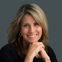 Amber Bennett - Loan Officer NMLS# 345241 in Bellevue, WA