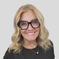 Brenda Brosnan at CrossCountry Mortgage - Originating Branch Manager | NMLS #137749 in Bloomfield Hills, MI