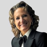 Lori Lewis at CrossCountry Mortgage - Originating Branch Manager | NMLS #133577 in Bethlehem, PA