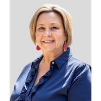 Michelle Rebok at CrossCountry Mortgage - Originating Branch Manager | NMLS #475194 in Chambersburg, PA