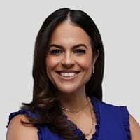 Juliana Weintraub at CrossCountry Mortgage - Sr. Loan Officer | NMLS #2077369 in Edinburg, TX