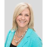 Lisa McCormick at CrossCountry Mortgage - Originating Branch Manager | NMLS #109599 in Salem, OR