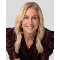 Cindy Fraioli at CrossCountry Mortgage - Sales Manager | NMLS #363088 in Seattle, WA