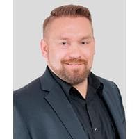 Reid Walker at CrossCountry Mortgage - Outside Loan Originator | NMLS #2001370 in Stafford, TX