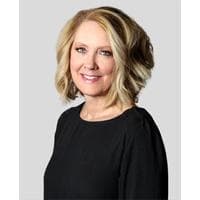 Aelene Vanderveen at CrossCountry Mortgage - Senior Loan Officer | NMLS #170373 in Plymouth, MI