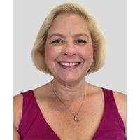 Elaine Teeters at CrossCountry Mortgage - Originating Branch Manager | NMLS #1146209 in Wolfeboro, NH