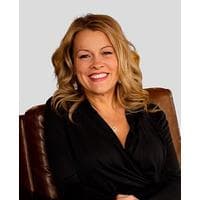 Kelly VanGorder at CrossCountry Mortgage - Loan Originator | NMLS #911965 in Dayton, OH