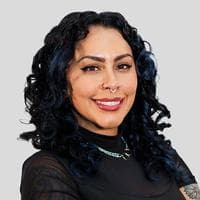 Lisa Holguin at CrossCountry Mortgage - Loan Officer | NMLS #1543216 in Delray Beach, FL