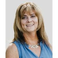 Gayle Lynch at CrossCountry Mortgage - Mortgage Advisor | NMLS #351267 in Redding, CA