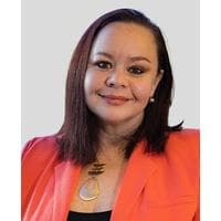 Susan Perez-Travers at CrossCountry Mortgage - Bilingual Loan Officer | NMLS #1294977 in Raleigh, NC