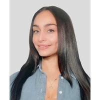 Veronica Ortiz at CrossCountry Mortgage - Loan Officer | NMLS #2363530 in Cleveland, OH