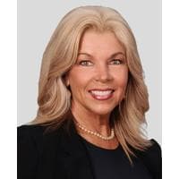 Stacey Grimes at CrossCountry Mortgage - Originating Branch Manager | NMLS #554943 in Panama City, FL
