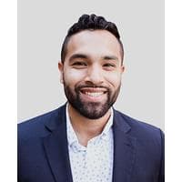 Jonathan Salinas at CrossCountry Mortgage - Loan Officer | NMLS #2451140 in Memphis, TN