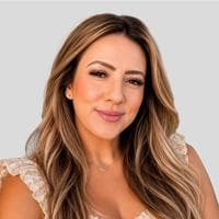 Carina Ochoa at CrossCountry Mortgage - Branch Operations Manager/Loan Officer | NMLS #1767591 in San Antonio, TX