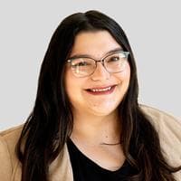 Jessie Varnis at CrossCountry Mortgage - Outside Loan Originator | NMLS #2571833 in Cleveland, OH