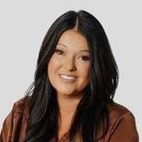 Beth Dodgins at CrossCountry Mortgage - Originating Branch Manager | NMLS #900020 in Dickson, TN