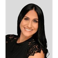 Nicole Almeida at CrossCountry Mortgage - Senior Loan Officer | NMLS #1466308 in Tampa, FL