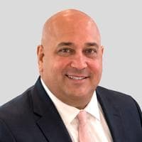 Carlos Vargas at CrossCountry Mortgage - Senior Loan Officer | NMLS #129183 in Hauppauge, NY