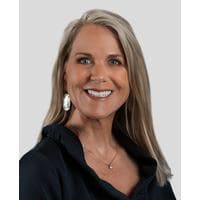 Joni Utnage at CrossCountry Mortgage - Loan Officer | NMLS #689931 in Naples, FL