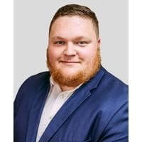 Evan Dockstader at CrossCountry Mortgage - Branch Operations Manager | NMLS #1910225 in Saint Robert, MO