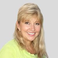Vera Kohut at CrossCountry Mortgage - Loan Consultant/Advisor | NMLS #2692392 in Wayne, PA