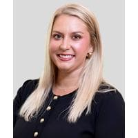 Jessica Weeks at CrossCountry Mortgage - Senior Loan Officer | NMLS #1804529 in Cleveland, OH