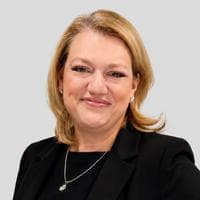 Lynn Yeppez at CrossCountry Mortgage - VP of Sales | NMLS #220428 in Houston, TX