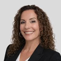 Crystal Rivera at CrossCountry Mortgage - Senior Reverse Mortgage Specialist | NMLS #600621 in Tampa, FL