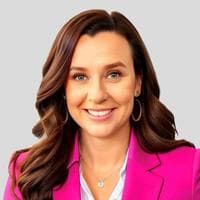 Miranda Bird at CrossCountry Mortgage - Vice President of Lending | NMLS #1676328 in San Antonio, TX