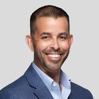 Vincent Rodriguez at CrossCountry Mortgage - Branch Manager | NMLS #325209 in Coral Springs, FL