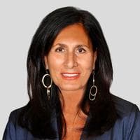 Teresa Giannini at CrossCountry Mortgage - Loan Officer | NMLS #201582 in Chicago, IL