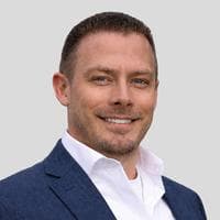 Matt Thomas at CrossCountry Mortgage - Branch Manager | NMLS #96883 in Lakewood, WA
