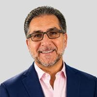 Marty Muniz at CrossCountry Mortgage - Loan Officer | NMLS #226971 in Cottonwood Heights, UT